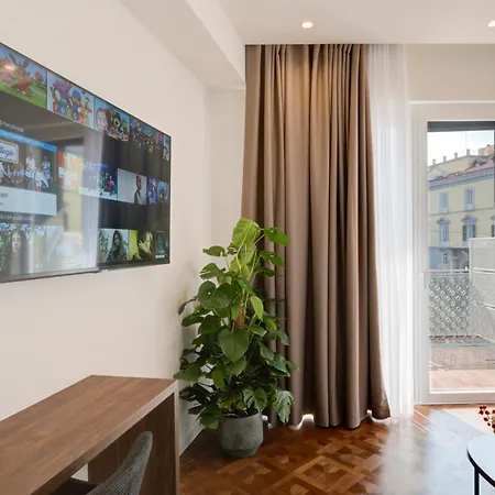 Well - Piazza Dei Martiri Bed & Breakfast