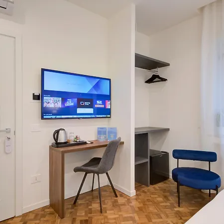Bed & Breakfast Well - Piazza Dei Martiri Naples