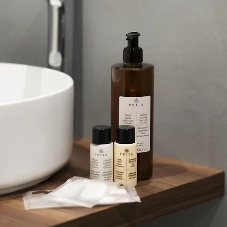 Well - Piazza Dei Martiri Naples