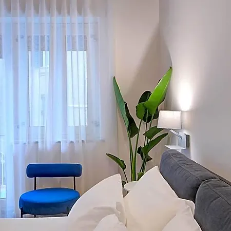 Bed & Breakfast Well - Piazza Dei Martiri