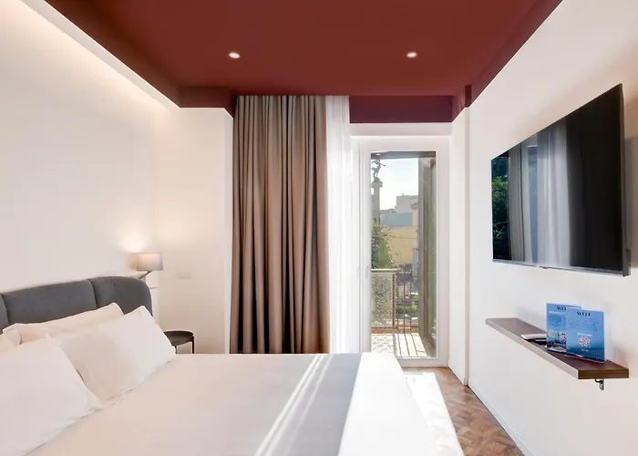 Well - Piazza Dei Martiri Bed & Breakfast 4*