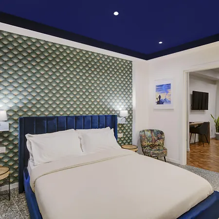 Well - Piazza Dei Martiri فندق مبيت وإفطار 4*
