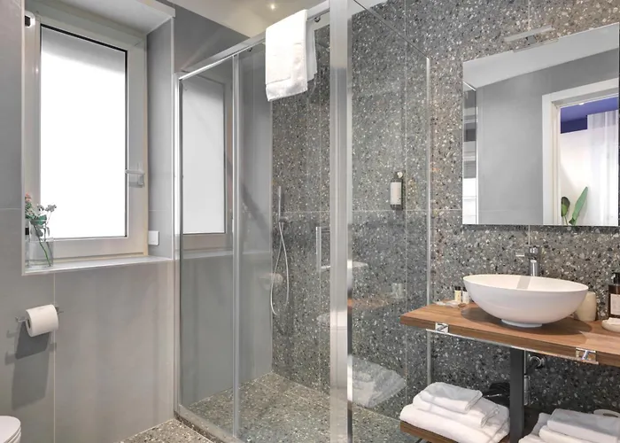 Well - Piazza Dei Martiri Bed & Breakfast 4*
